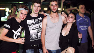 Subota u zagrebačkom Aquariusu protekla je u zagrijavanju za Moonsplash festival koji će se u zrćanskom Aquariusu održati od 11. do 13. kolovoza. Na Moonsplashu će nastupiti planetarne zvijezde elektroničke glazbe: Benny Benassi, Merk & Kremont, Dimitri V Subota u zagrebačkom Aquariusu protekla je u zagrijavanju za Moonsplash festival koji će se u zrćanskom Aquariusu održati od 11. do 13. kolovoza. Na Moonsplashu će nastupiti planetarne zvijezde elektroničke glazbe: Benny Benassi, Merk & Kremont, Dimitri V