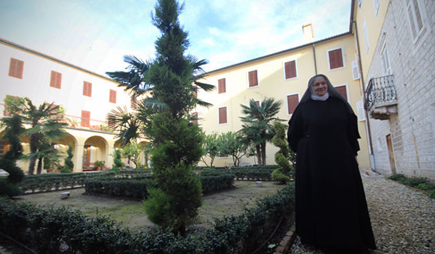 Gradonačelnik sa suradnicima u posjeti Benediktinskom samostanu