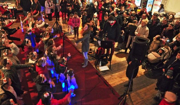 Glazbena bajka na ledu: Dječji božićni festival Glazbene udruge Libreto