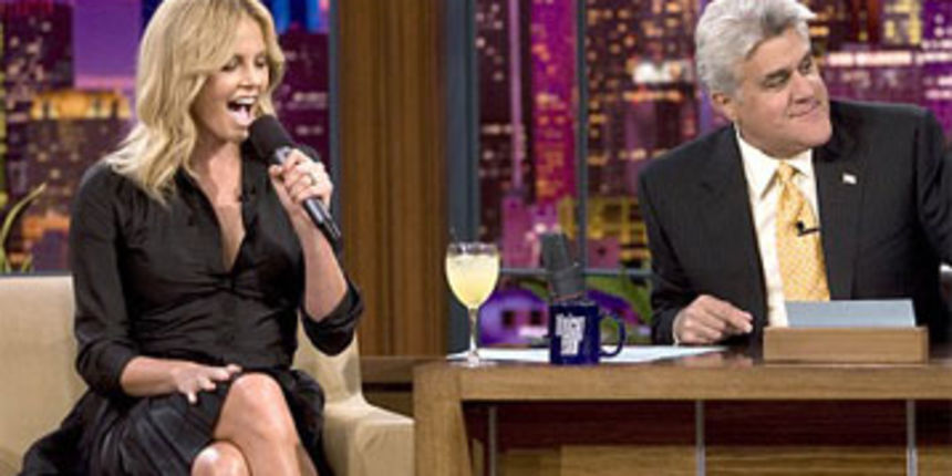 Charlize Theron i Jay Leno (Foto: tportal.hr) Charlize Theron i Jay Leno (Foto: tportal.hr)