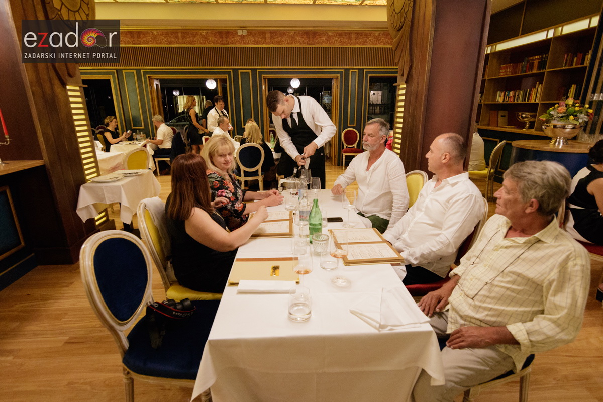 Otvoren potpuno preuređen Restoran Kornat