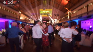 Tisuće Zadrana uživalo na krcatom Narodnom trgu i Tgu Petra Zoranića uz Tomislava Bralića i klapu Intrade Tisuće Zadrana uživalo na krcatom Narodnom trgu i Tgu Petra Zoranića uz Tomislava Bralića i klapu Intrade