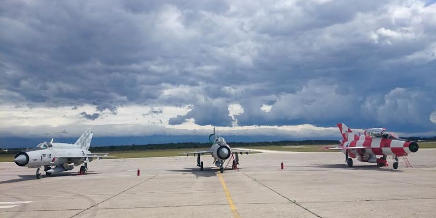 Vojarna Zemunik MIG piloti