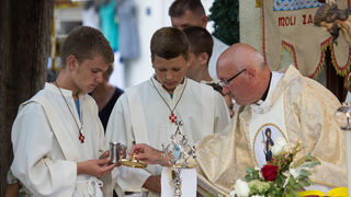 OLYMPUS DIGITAL CAMERA OLYMPUS DIGITAL CAMERA