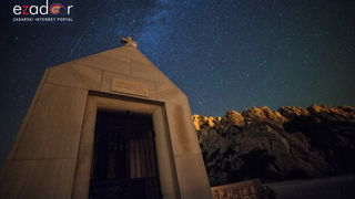 Prekrasna zvjezdana noć na Tulovim gredama Prekrasna zvjezdana noć na Tulovim gredama