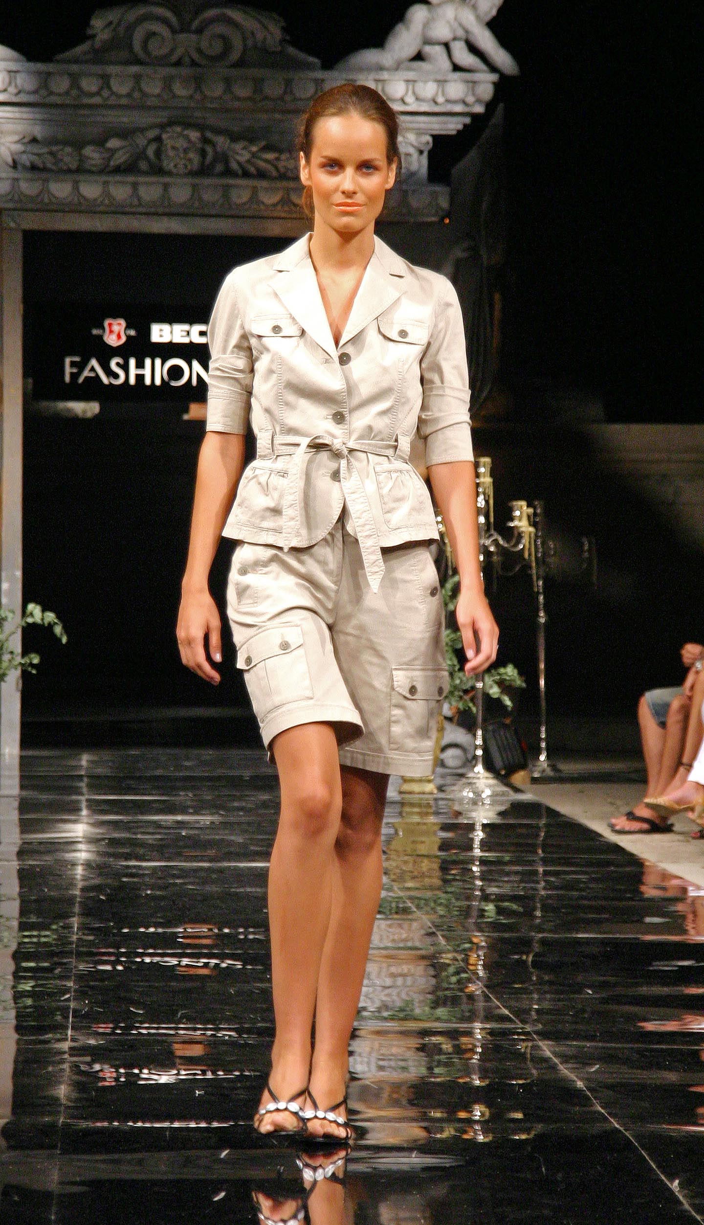 Image 1175297 (auto)