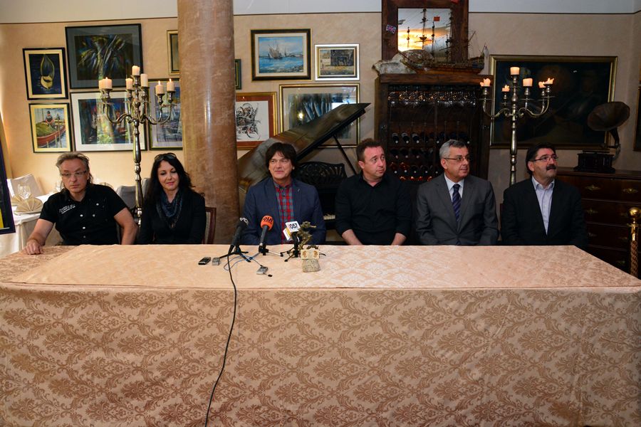 Zdravko Čolić najavio sprektakularan koncert u Zadru Zdravko Čolić najavio sprektakularan koncert u Zadru