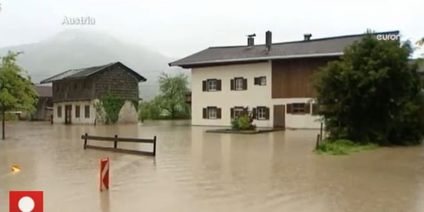 U bavarskom gradu Passauu razina vode dosegla je najvišu razinu u posljednjih 500 godina, foto: screenshot