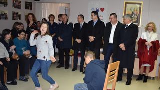 Župan posjetio štićenike Doma za odrasle osobe Sv. Frane Župan posjetio štićenike Doma za odrasle osobe Sv. Frane