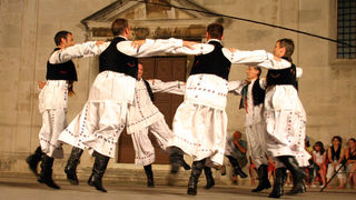 Image 1176165 (auto)