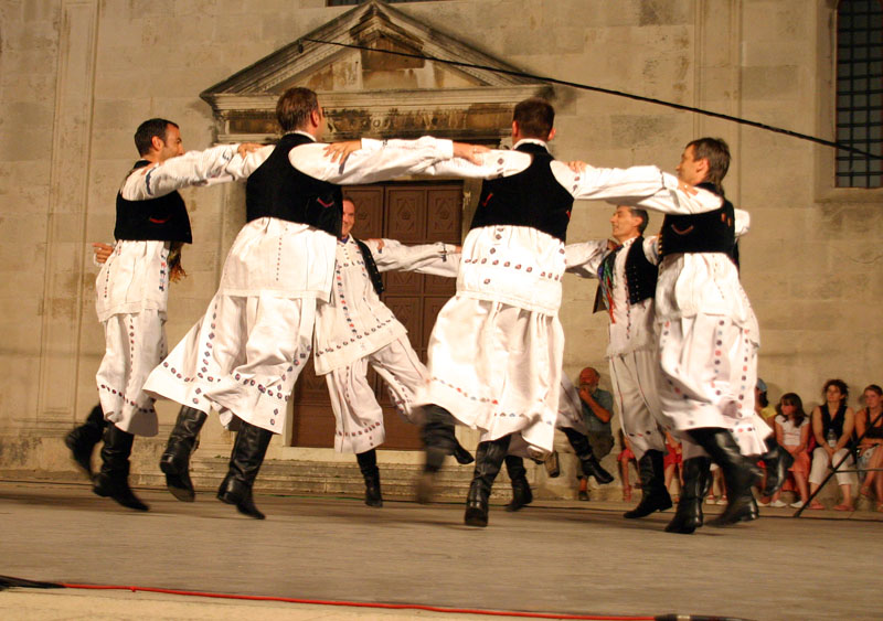 Image 1176165 (auto)