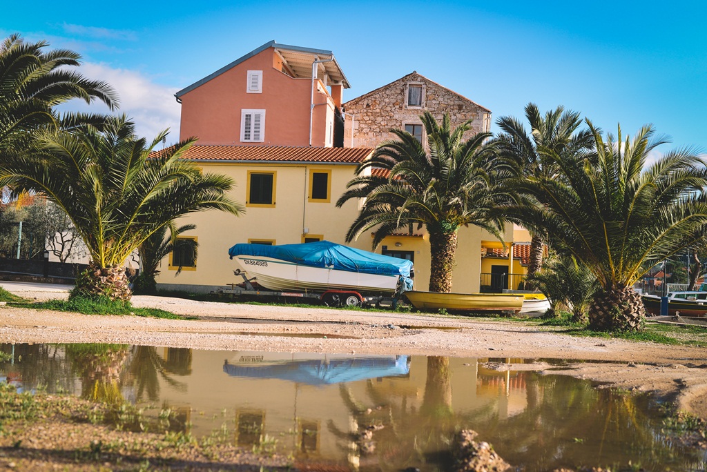 Đir po Sutomišćici Đir po Sutomišćici