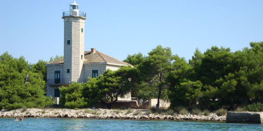 Svjetionik na Viru, foto: panoramio.com