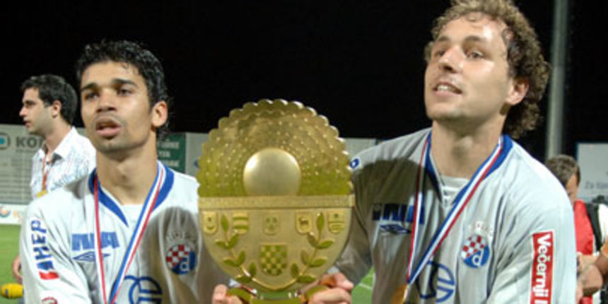 Image 1202327 (auto)