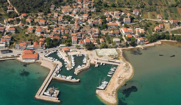 Otok Pasman iz zraka, mjesto Tkon. Photo: Dino Stanin/PIXSELL