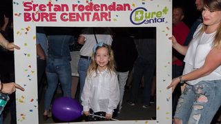 Tomislav Bralić i klapa Intrade na rođendanskoj proslavi Bure centra Tomislav Bralić i klapa Intrade na rođendanskoj proslavi Bure centra