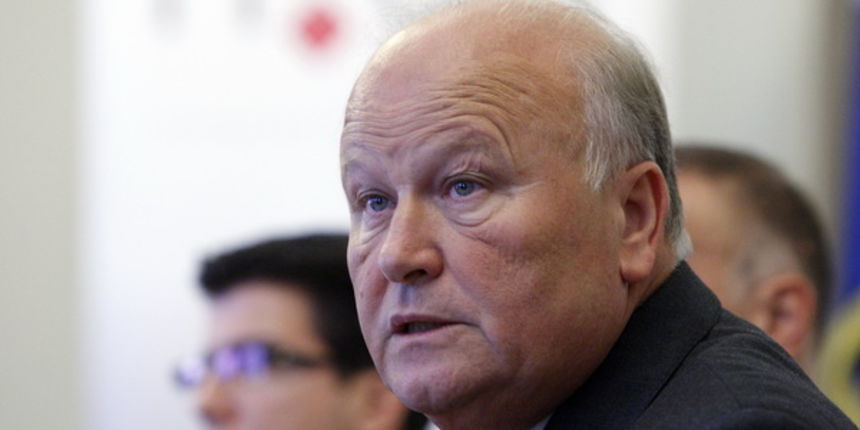 Zagreb, 291012.
Potpisivanje ugovora o zajmu za Projekt kreditnog programa financiranja izvoza u iznosu 50 milijun eura izmedju Hrvatske banke za obnovu i razvoj (HBOR) i Svjetske banke. Ugovor su potpisali voditelj ureda Svjetske banke u Hrvatskoj Hongjo Zagreb, 291012.
Potpisivanje ugovora o zajmu za Projekt kreditnog programa financiranja izvoza u iznosu 50 milijun eura izmedju Hrvatske banke za obnovu i razvoj (HBOR) i Svjetske banke. Ugovor su potpisali voditelj ureda Svjetske banke u Hrvatskoj Hongjo