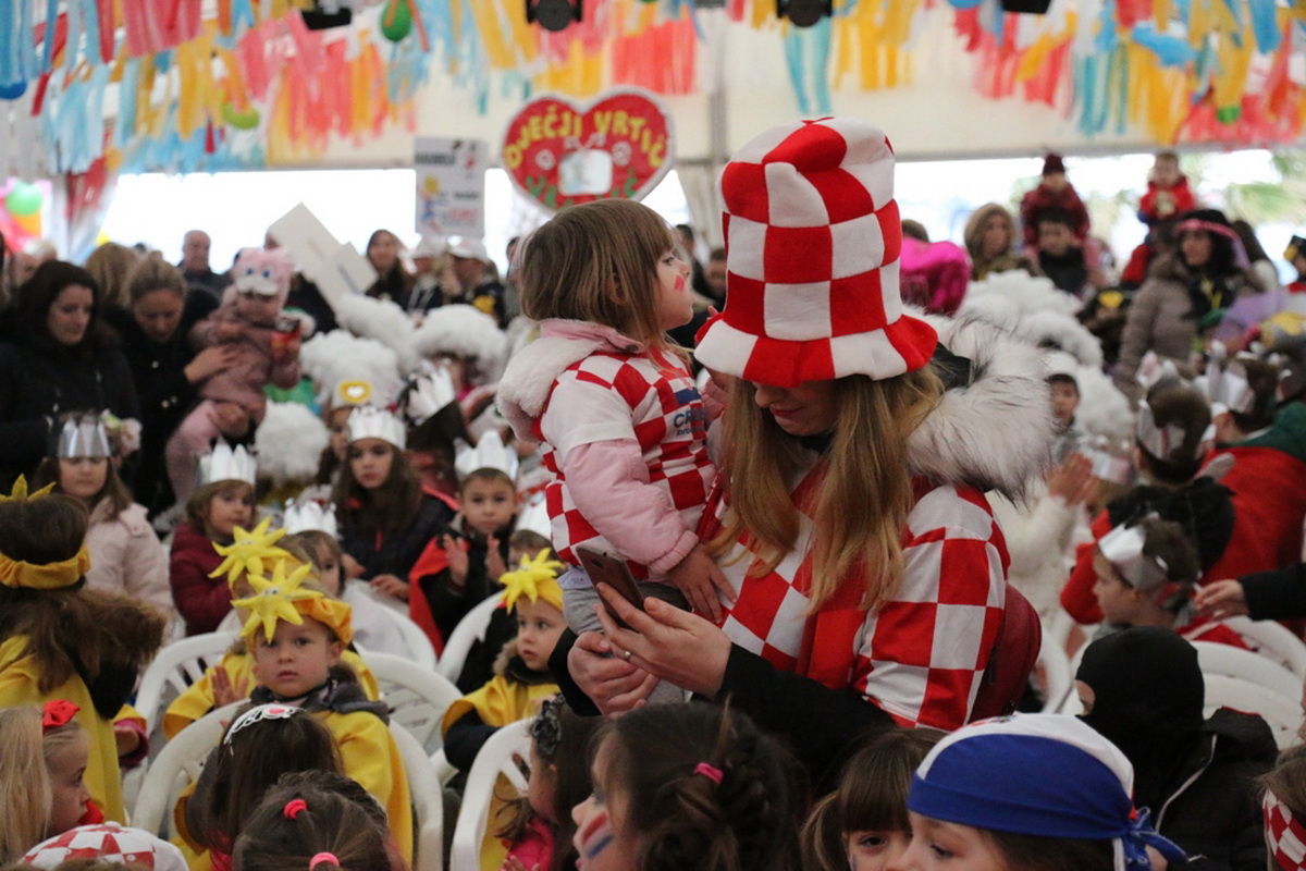 Virske “Male maškare”: najveselija karnevalska povorka Virske “Male maškare”: najveselija karnevalska povorka