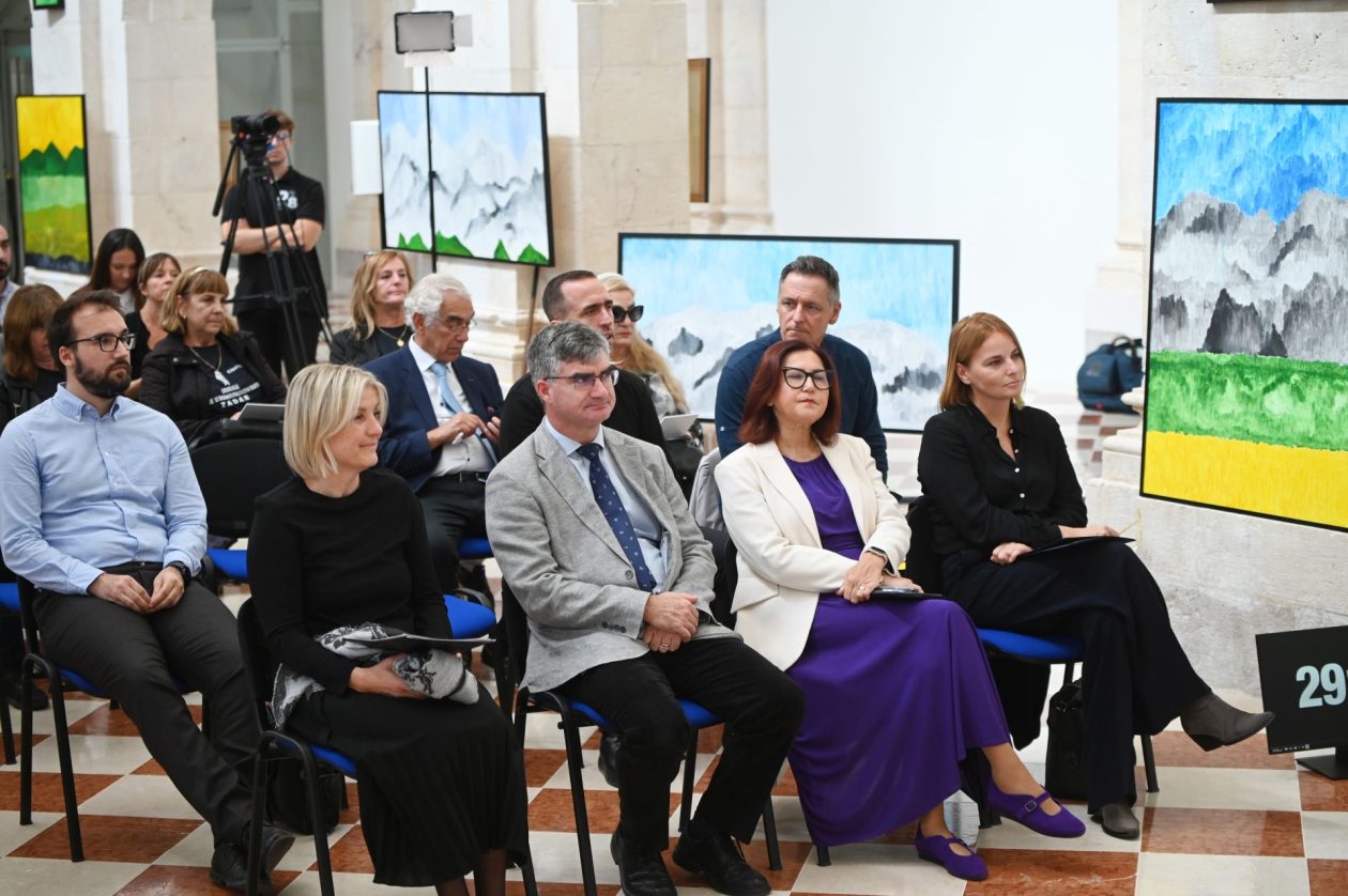 covjek je covjeku lijek (5) covjek je covjeku lijek (5)