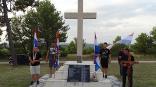 Molitvena hodnja “Koracima nade u istinu”, tradicija koja ne blijedi Molitvena hodnja “Koracima nade u istinu”, tradicija koja ne blijedi