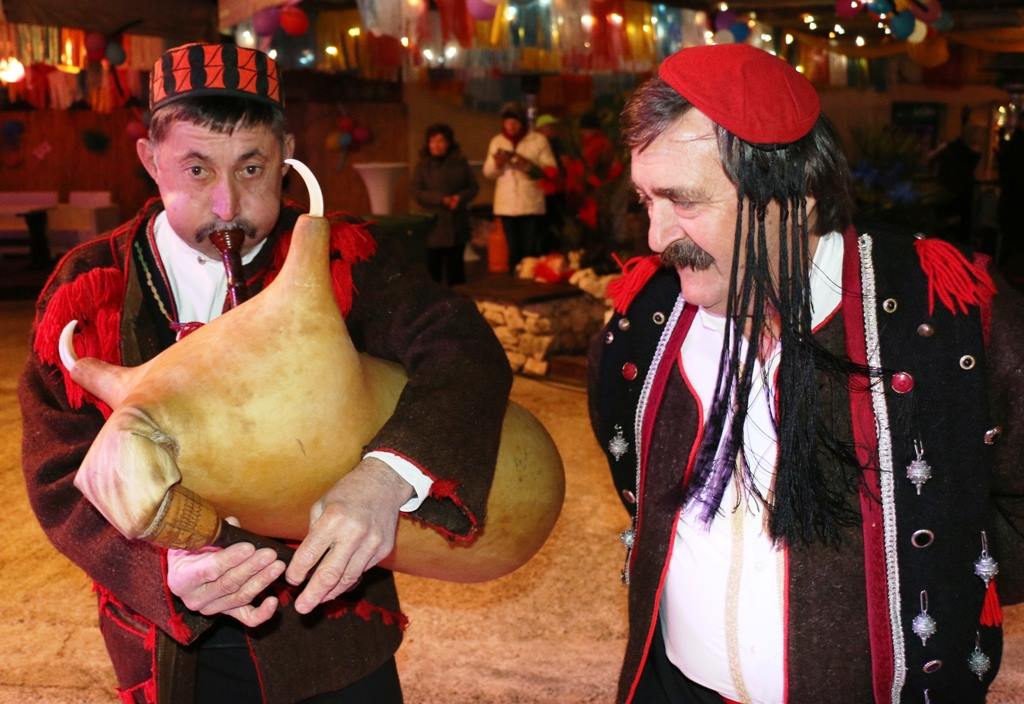 Maškarana Republika preuzela vlast u Viru