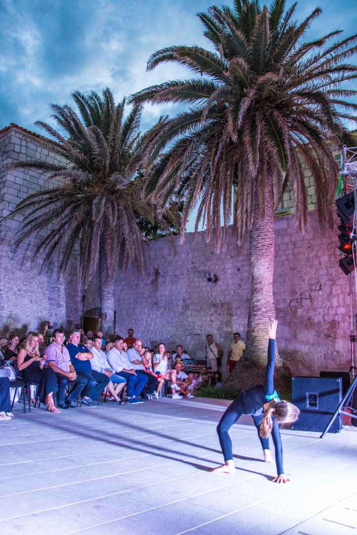 Svečano otvorenje Paškog kulturnog ljeta 2017 Svečano otvorenje Paškog kulturnog ljeta 2017