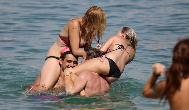 11.07.2013., Otog Pag, Zrce – Popodnevna zabava na popularnoj plazi Zrce. Photo: Filip Brala/PIXSELL