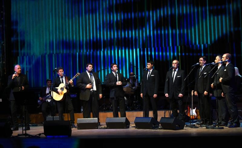 U Koncertnoj dvorani Vatroslava Lisinskog odrzan je humanitarni koncert Srce za Zadar na kojem su nastupili brojni zadarski pjevaci, a u publici su sjedili mnoge poznate osobe iz politickog i drustvenog zivota. Photo: Davor Visnjic/PIXSELL U Koncertnoj dvorani Vatroslava Lisinskog odrzan je humanitarni koncert Srce za Zadar na kojem su nastupili brojni zadarski pjevaci, a u publici su sjedili mnoge poznate osobe iz politickog i drustvenog zivota. Photo: Davor Visnjic/PIXSELL