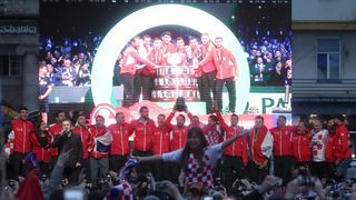 Zlatne tenisače na Trgu bana Josipa Jelačića dočekale tisuće navijača Zlatne tenisače na Trgu bana Josipa Jelačića dočekale tisuće navijača