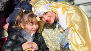 Sveta Luce razveselila i darivala virske mališane Sveta Luce razveselila i darivala virske mališane