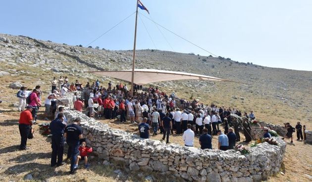 Obilježena 9. obljetnica kornatske tragedije u kojoj je život izgubilo 12 vatrogasaca. Photo: Hrvoje Jelavić/PIXSELL