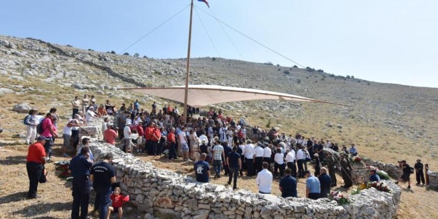 Obilježena 9. obljetnica kornatske tragedije u kojoj je život izgubilo 12 vatrogasaca. Photo: Hrvoje Jelavić/PIXSELL