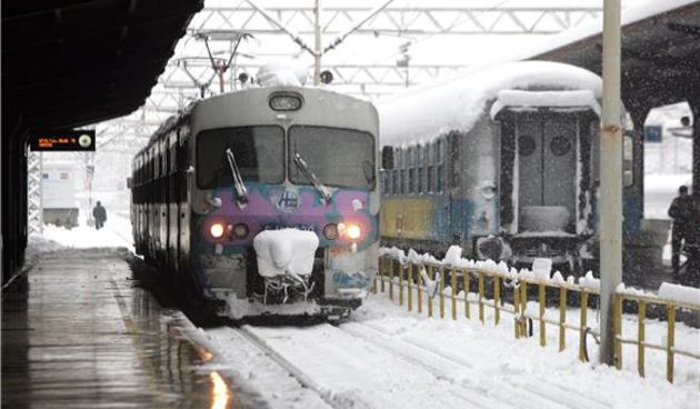 HŽ: Zbog snijega otežan željeznički promet, Foto: Hina