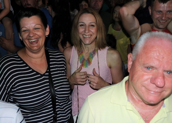 Virsko ljeto 2016: Dražen Zečić Zeko i Banana Band raspjevali i rasplesali Vir