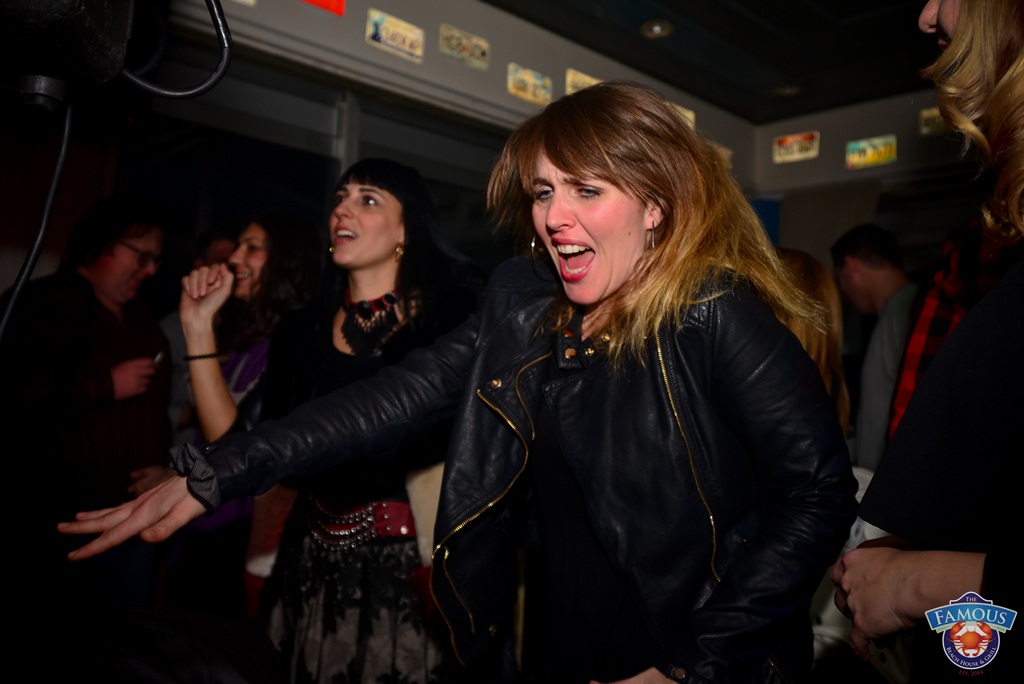 U Famous beach and grill baru Rockatansky bend proslavio je 20 godina djelovanja U Famous beach and grill baru Rockatansky bend proslavio je 20 godina djelovanja