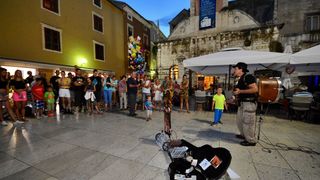 Performeri Saraswati na KalelargArt-u ; foto Iva Perinčić Performeri Saraswati na KalelargArt-u ; foto Iva Perinčić