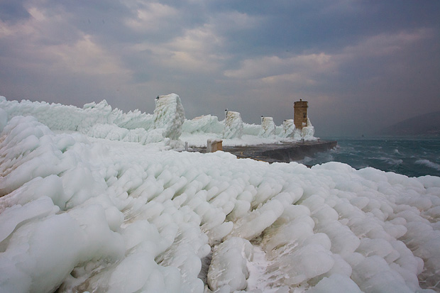 Senj u zagrljaju ledenog pokrivača, foto: Leo Banić