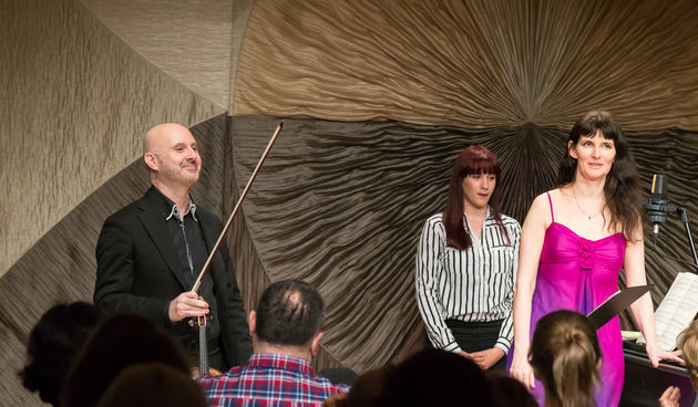 Romantizam iznad svega naziv je koncerta koji je održan u Kneževoj palači a nastupili su Erez Ofer, violina i Elisaveta Blumina, klavir