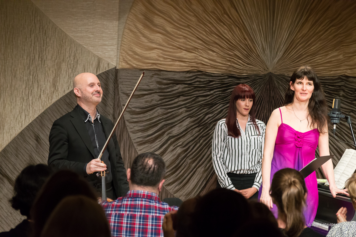 Romantizam iznad svega naziv je koncerta koji je održan u Kneževoj palači a nastupili su Erez Ofer, violina i Elisaveta Blumina, klavir