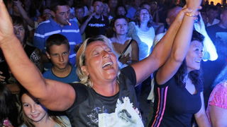 Jasmin Stavros na Viru