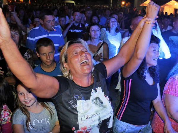 Jasmin Stavros na Viru