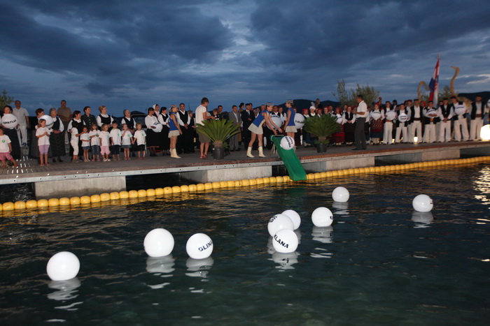 Biograd: Sjecanje na Hirosimu 6. kolovoza 2010. Biograd: Sjecanje na Hirosimu 6. kolovoza 2010.