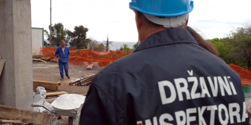 Državni inspektorat, Foto Sergej DRECHSLER Državni inspektorat, Foto Sergej DRECHSLER