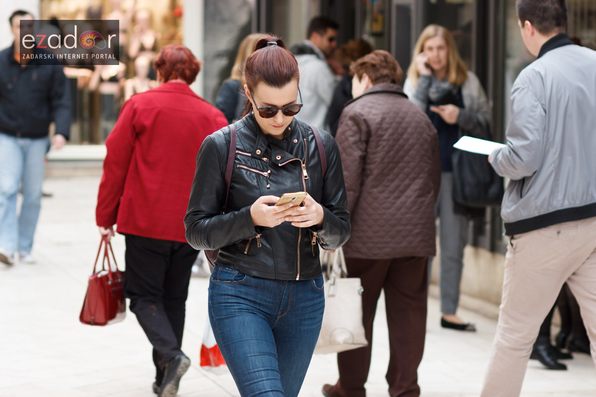 Đir po gradu, ponedjeljak 9. travnja 2018. Đir po gradu, ponedjeljak 9. travnja 2018.