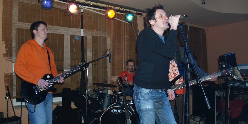 Letu štuke u Maya pub-u