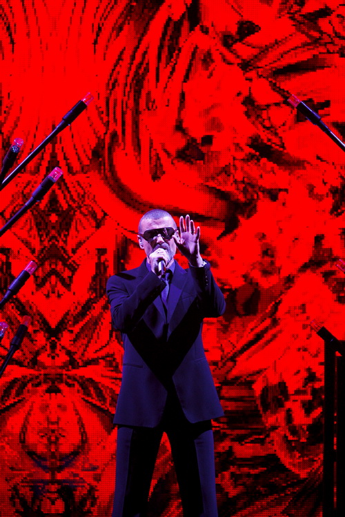 Zagreb, 200911.
Laniste, dvorana Arena.
Koncert britanskog pjevaca i tekstopisaca George Michaela.
Foto: Goran Mehkek / CROPIX Zagreb, 200911.
Laniste, dvorana Arena.
Koncert britanskog pjevaca i tekstopisaca George Michaela.
Foto: Goran Mehkek / CROPIX