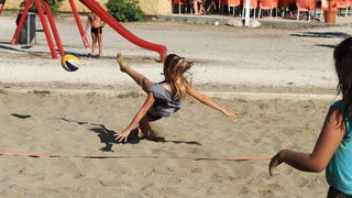 Na plaži Punta u Bibinjama održan 6. Memorijalni turnir u odbojci na pijesku za Tomislav Sikirića – Siku. Foto: Leo Banić Na plaži Punta u Bibinjama održan 6. Memorijalni turnir u odbojci na pijesku za Tomislav Sikirića – Siku. Foto: Leo Banić