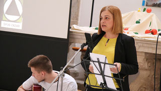 Image 432673 (auto) Image 432673 (auto)