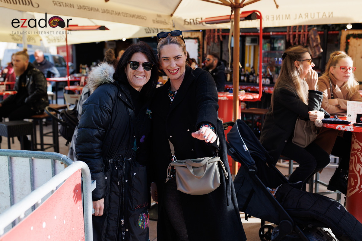 Đir po gradu, subotnja špica 25. studenog 2023. Đir po gradu, subotnja špica 25. studenog 2023.