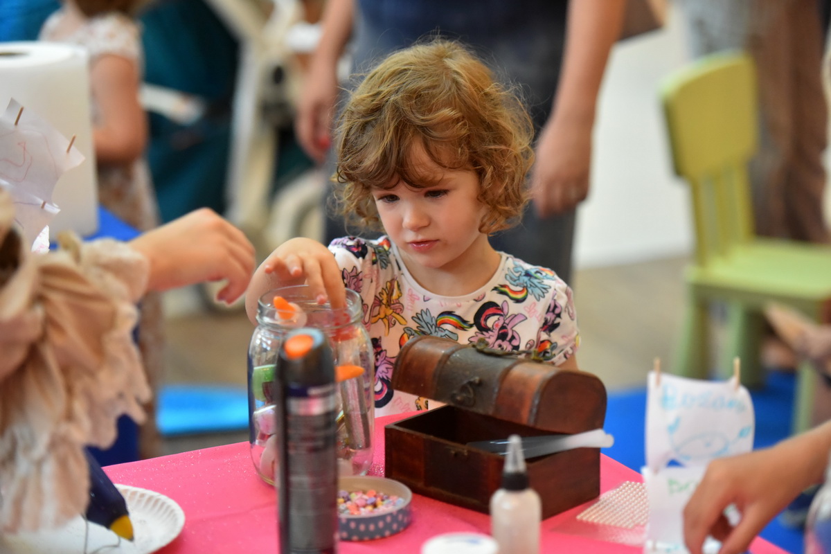 Supernova: Adio školo i dodjela ključeva dobitniku nagradne igre Supernova: Adio školo i dodjela ključeva dobitniku nagradne igre